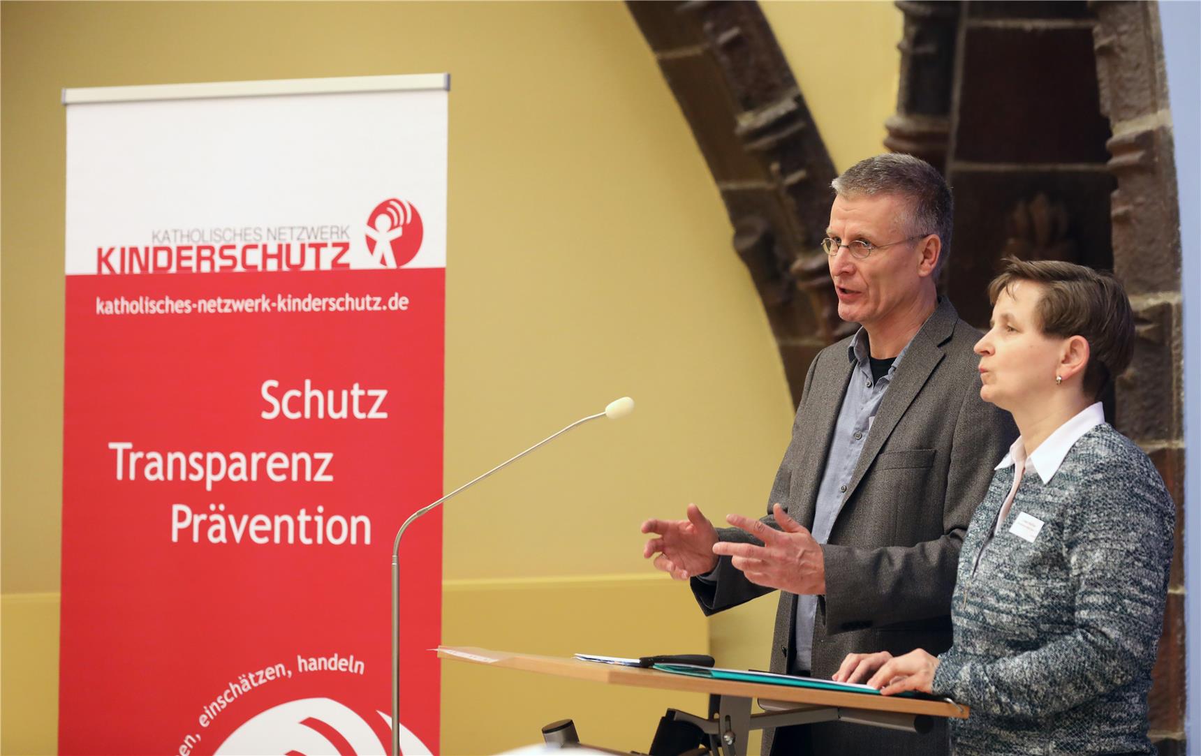 Burkhard Rooß und Dr. Beate Wellner