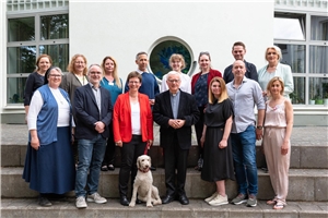 Erzbischof besucht ukrainische Waisenkinder