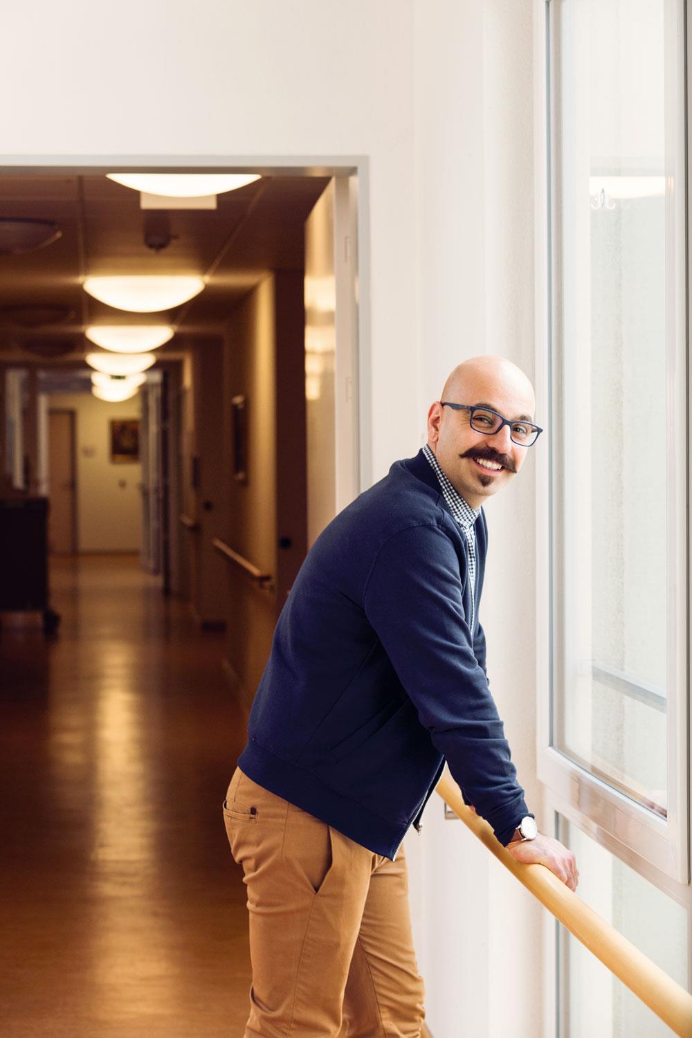 Ein Portrait von Medhi