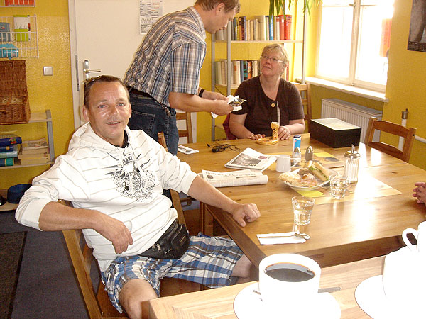 Menschen im Café Große Hamburger